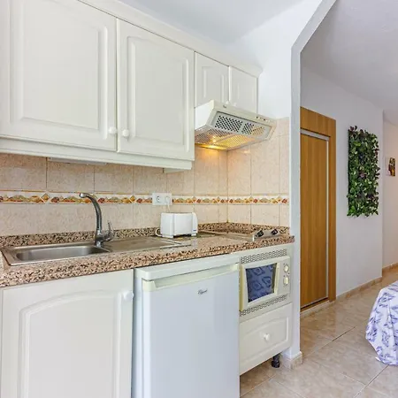 Aircon Next To Beach Costa Adeje Wifi Heated Pool شقة *